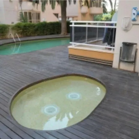 Cerca De Playa Y Zona Turistica Salou