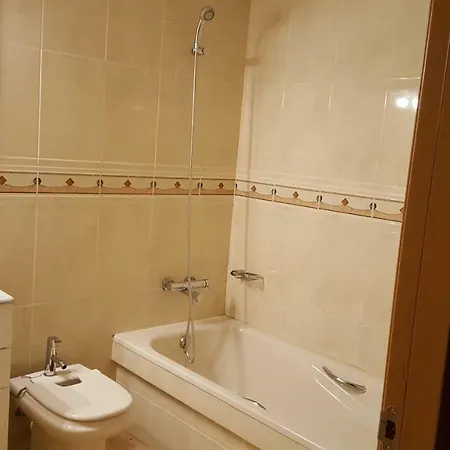 Apartamento Cerca De Playa Y Zona Turistica *