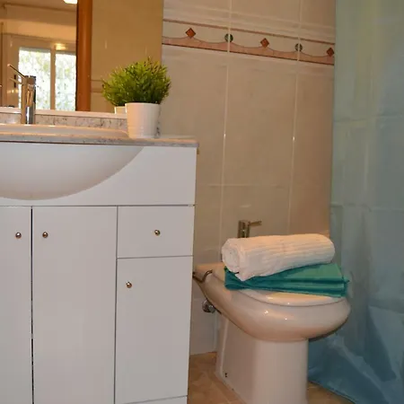 Apartamento Cerca De Playa Y Zona Turistica *